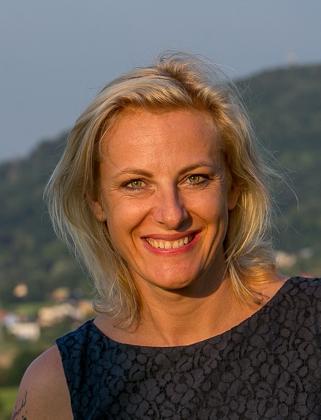 Michaela Holišová